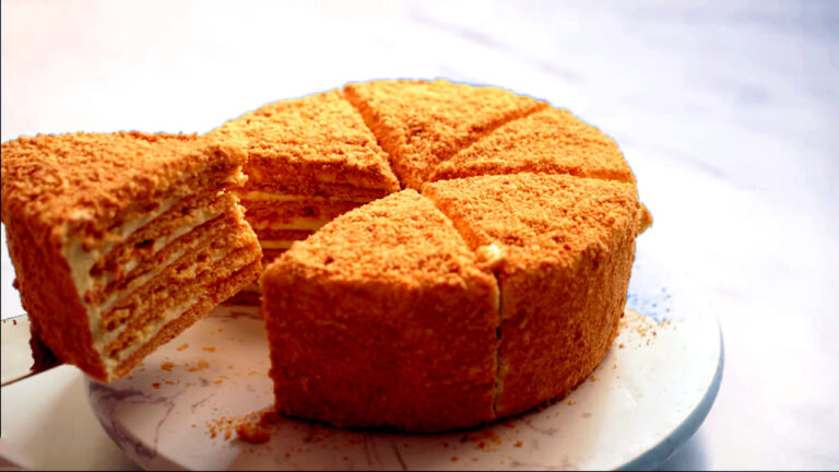 honey russian cake, Russian Medovik Cake Recipe, Russian Medovik, Russian Cake Medovik, Russian Honey Cake